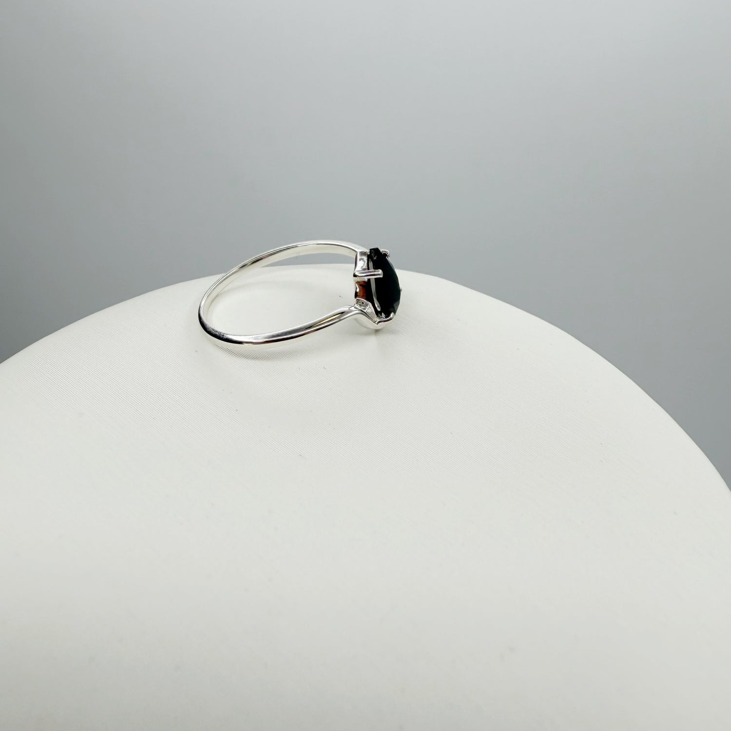 Anello Tormalina Nera a Goccia | Argento 925 - NON REGOLABILE