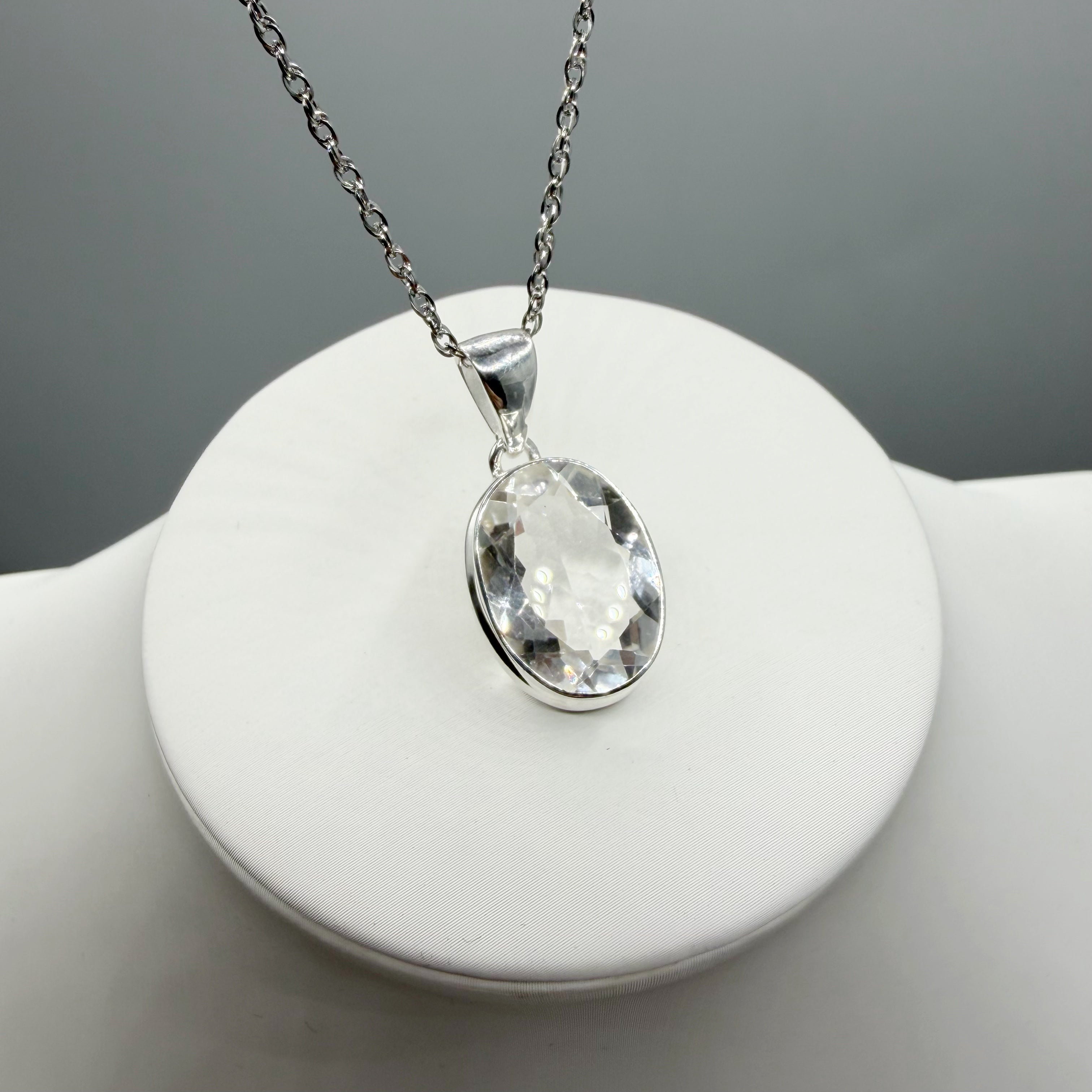 Ciondolo Cristallo di Rocca e Argento 925 - Ovale