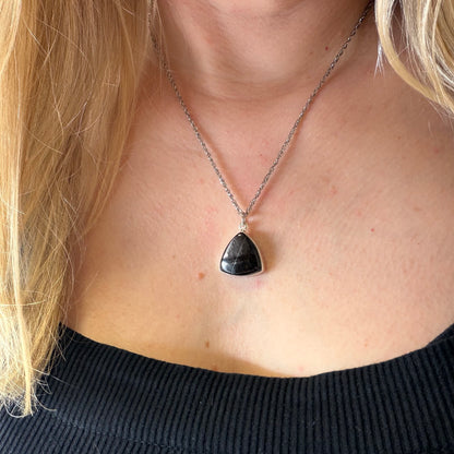 Ciondolo Iperstene Argento 925 - Triangolo piccolo