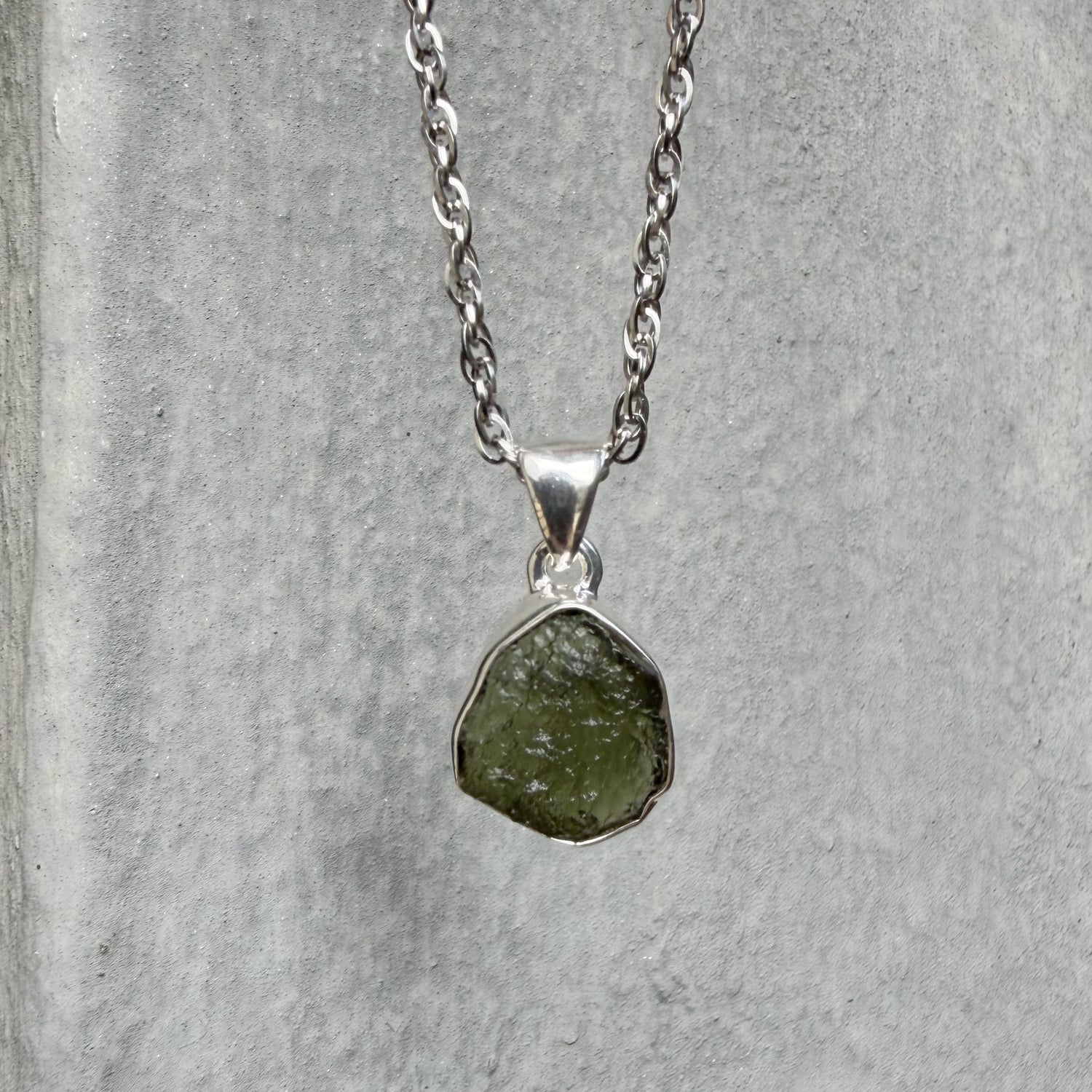 Ciondolo Moldavite Grezza - Argento 925