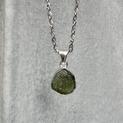 Ciondolo Moldavite Grezza - Argento 925