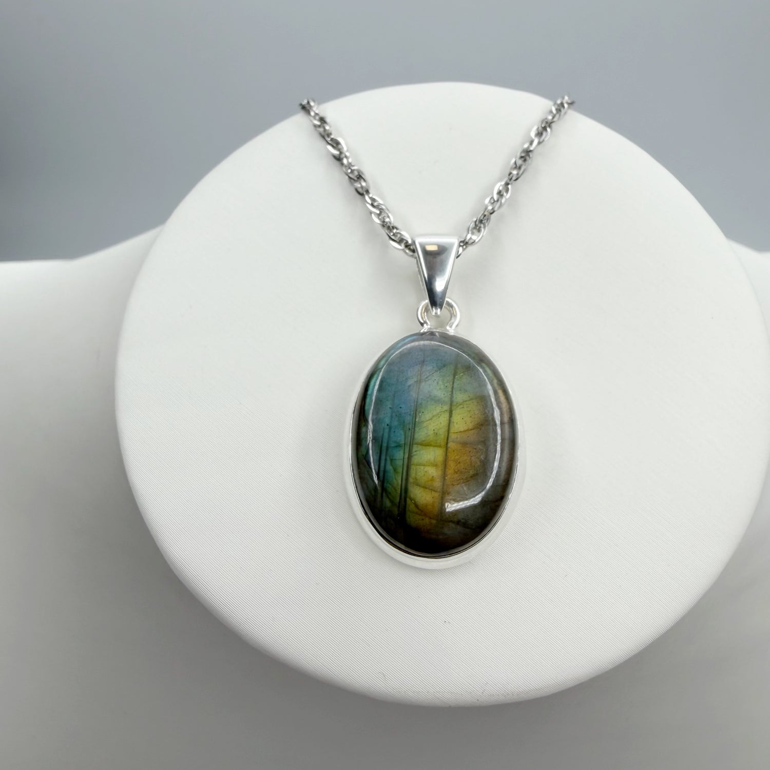 Ciondolo Labradorite Multifuoco Argento 925 - Ovale