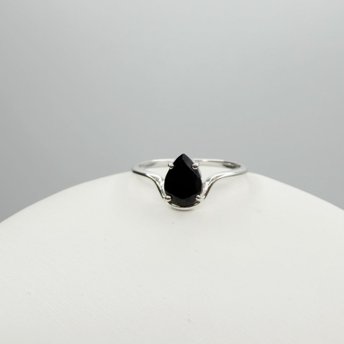 Anello Tormalina Nera a Goccia | Argento 925 - NON REGOLABILE