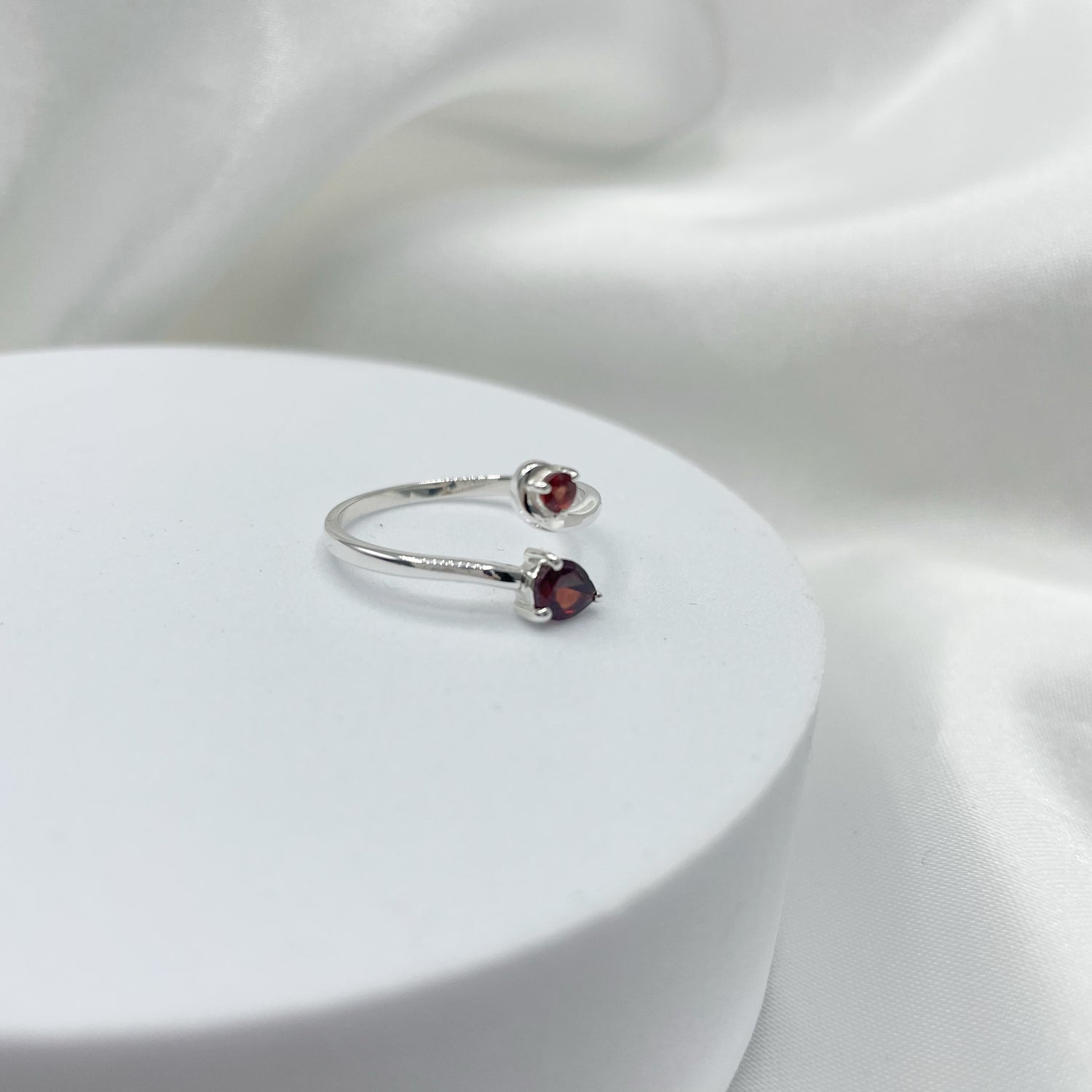 Anello Intreccio Granato e Argento 925