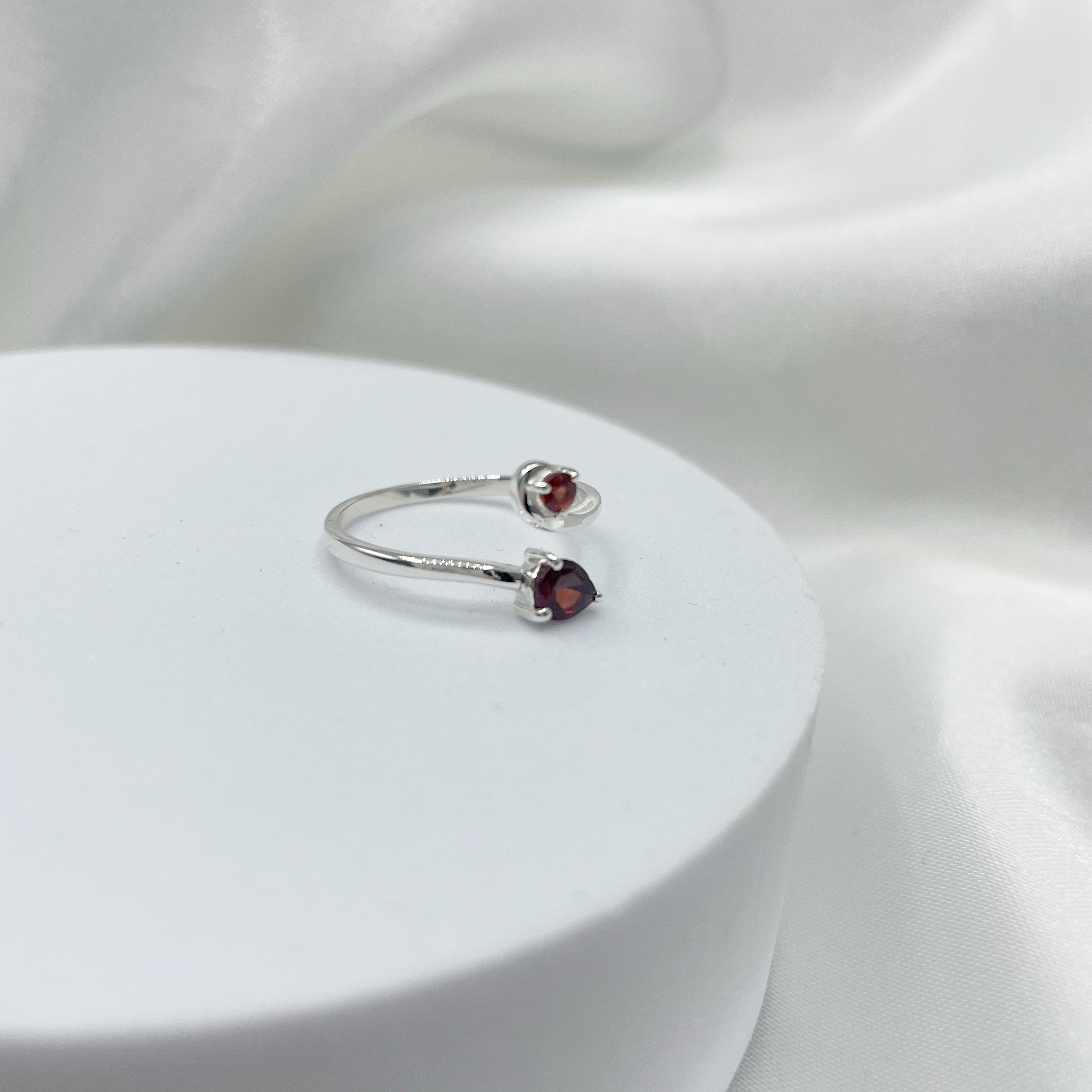 Anello Intreccio Granato e Argento 925