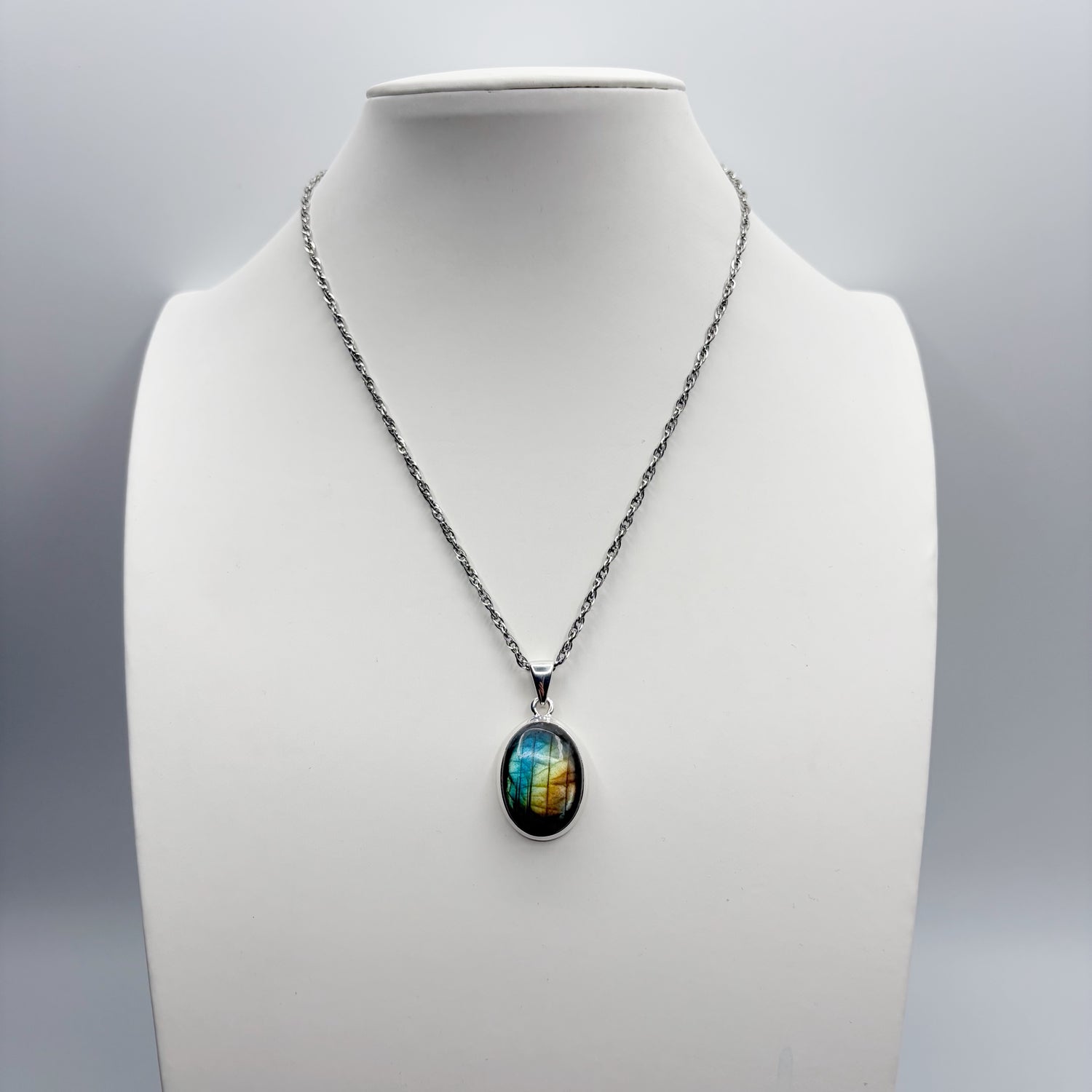 Ciondolo Labradorite Multifuoco Argento 925 - Ovale