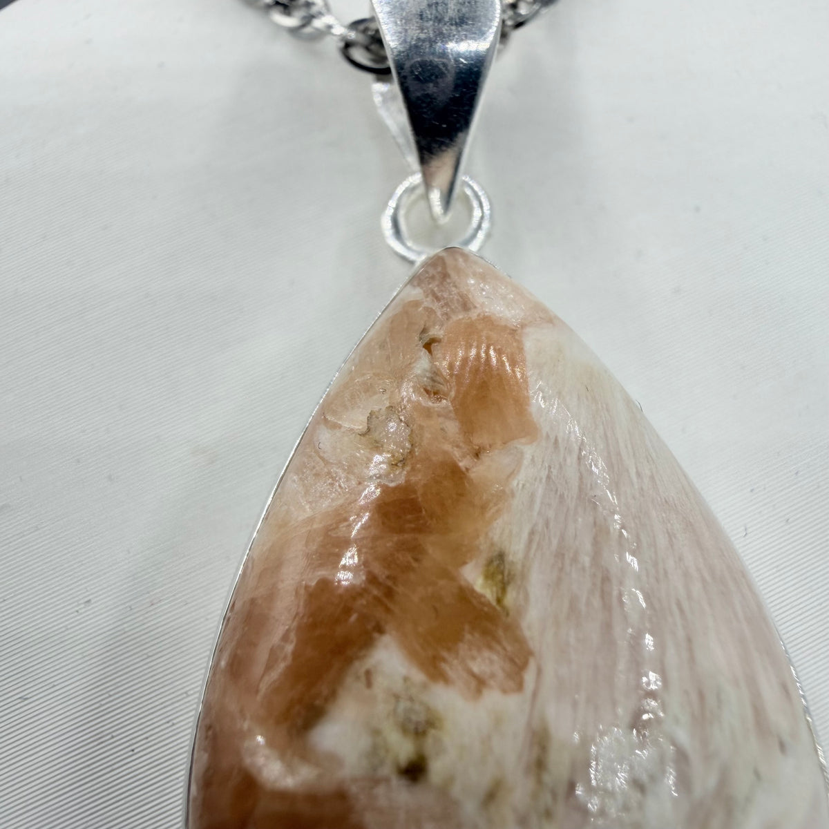 Ciondolo Scolecite Rosa Argento 925 | a Goccia
