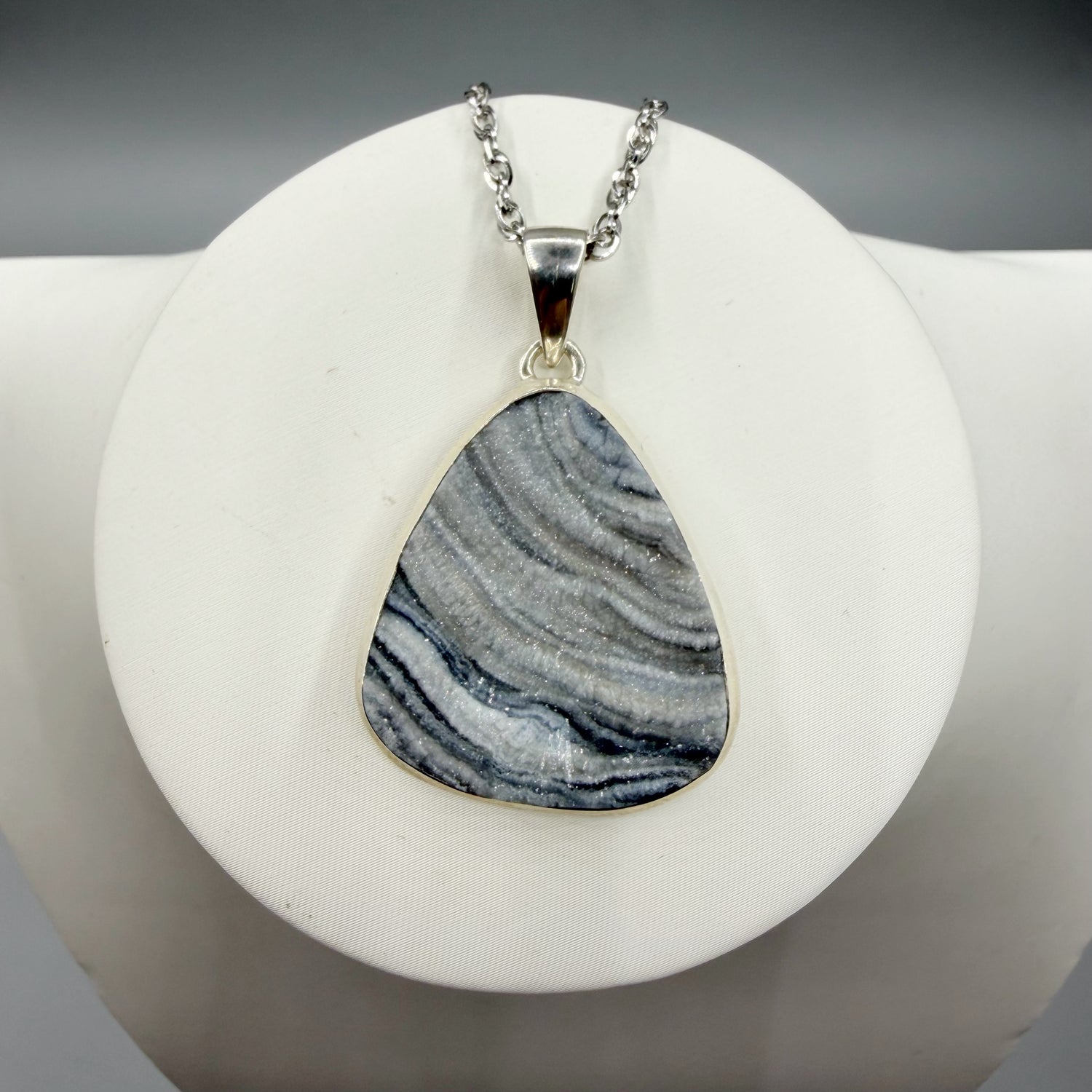 Ciondolo Desert Druzy Argento 925 - Triangolo arrotondato