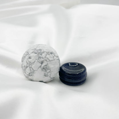 Luna di Howlite con supporto