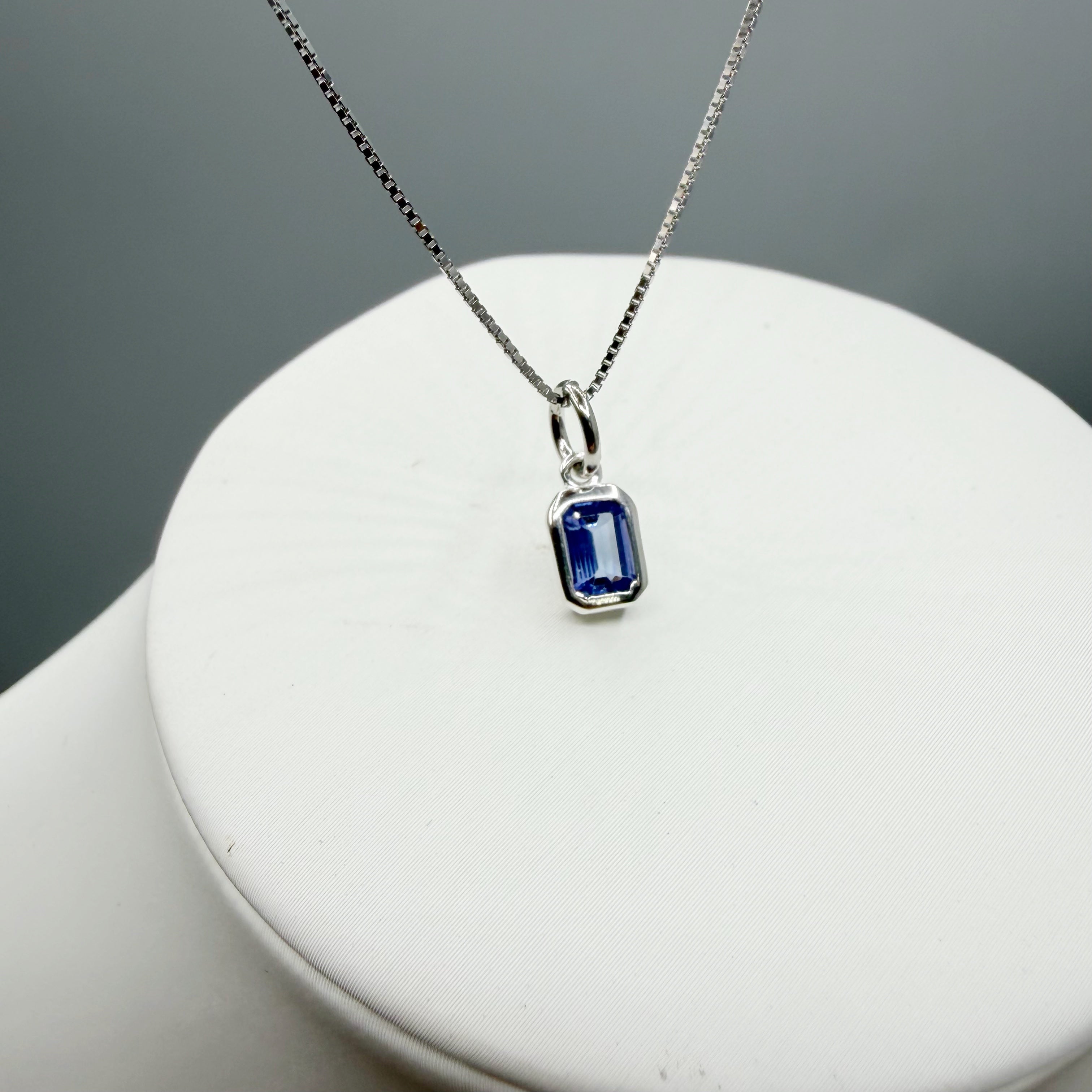 Ciondolo Punto Luce Tanzanite Argento 925 - Rettangolare