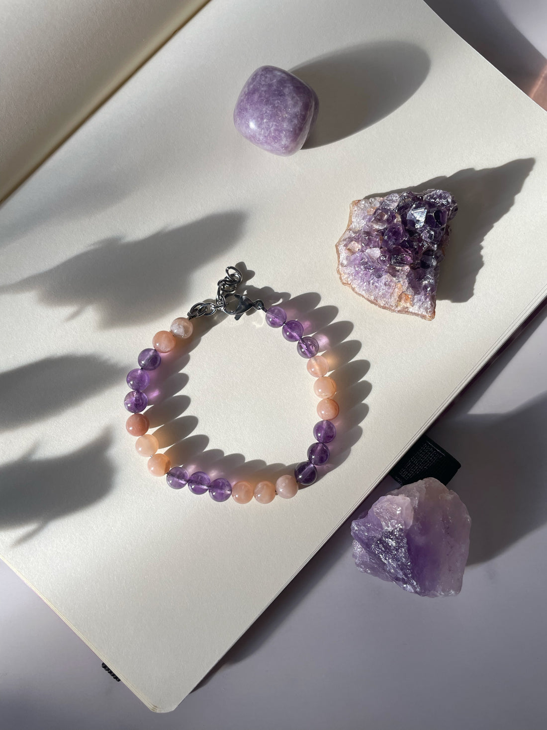 Bracciale Calm &amp; Joy - Ametista e Pietra di Luna