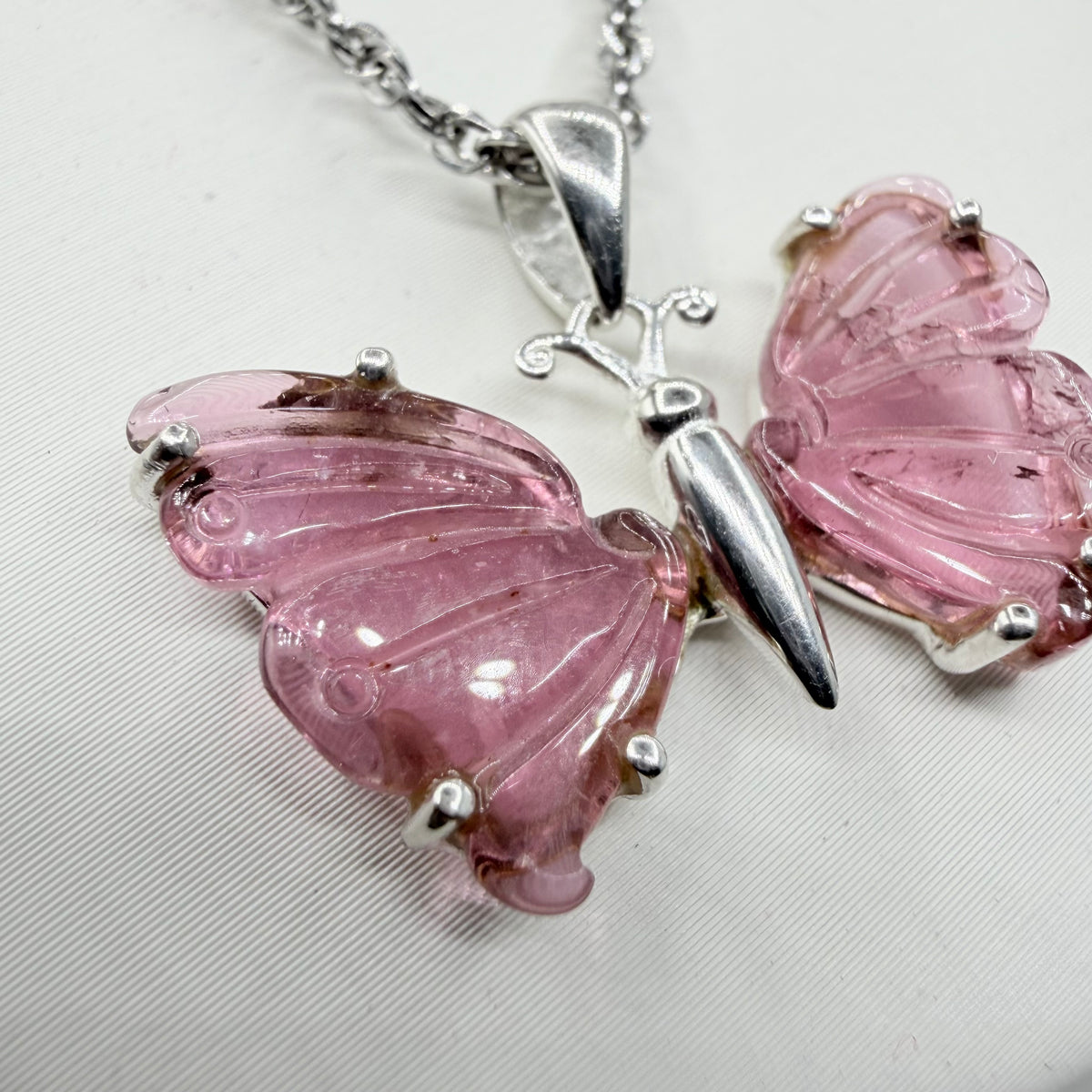 Ciondolo Farfalla Tormalina Rosa e Argento 925