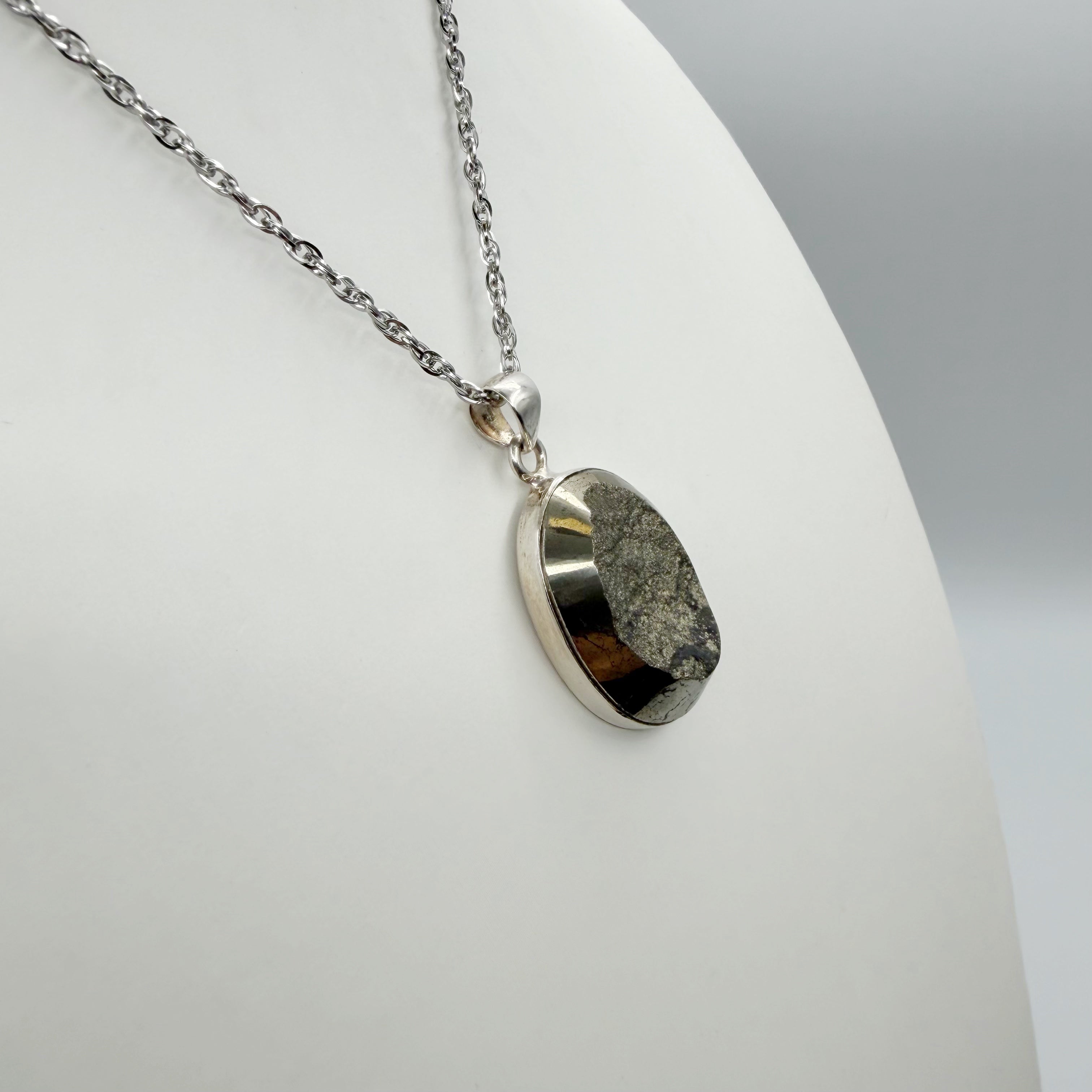 Ciondolo Pirite Grezza - Argento 925 - Ovale