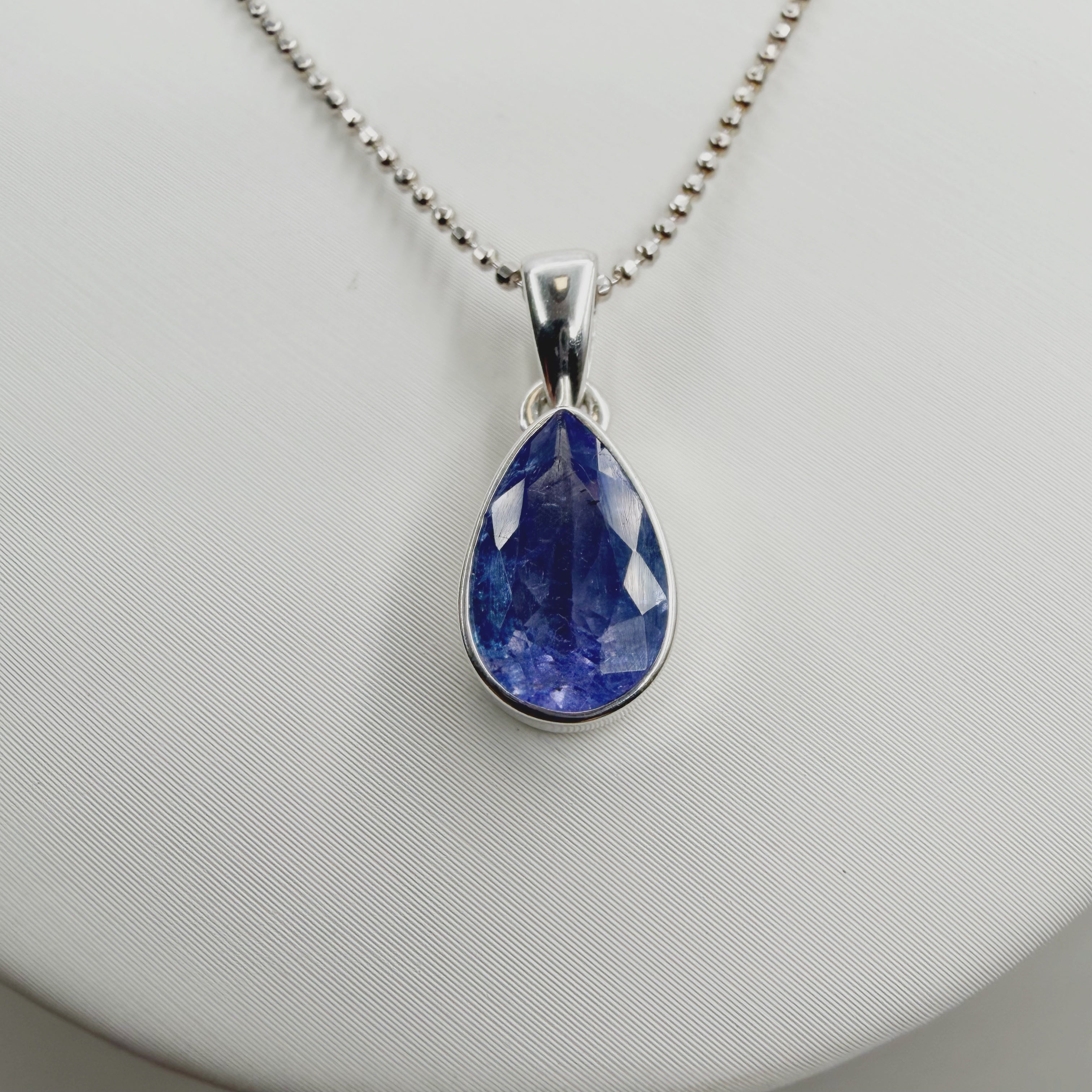 Ciondolo Tanzanite Argento 925 - a Goccia