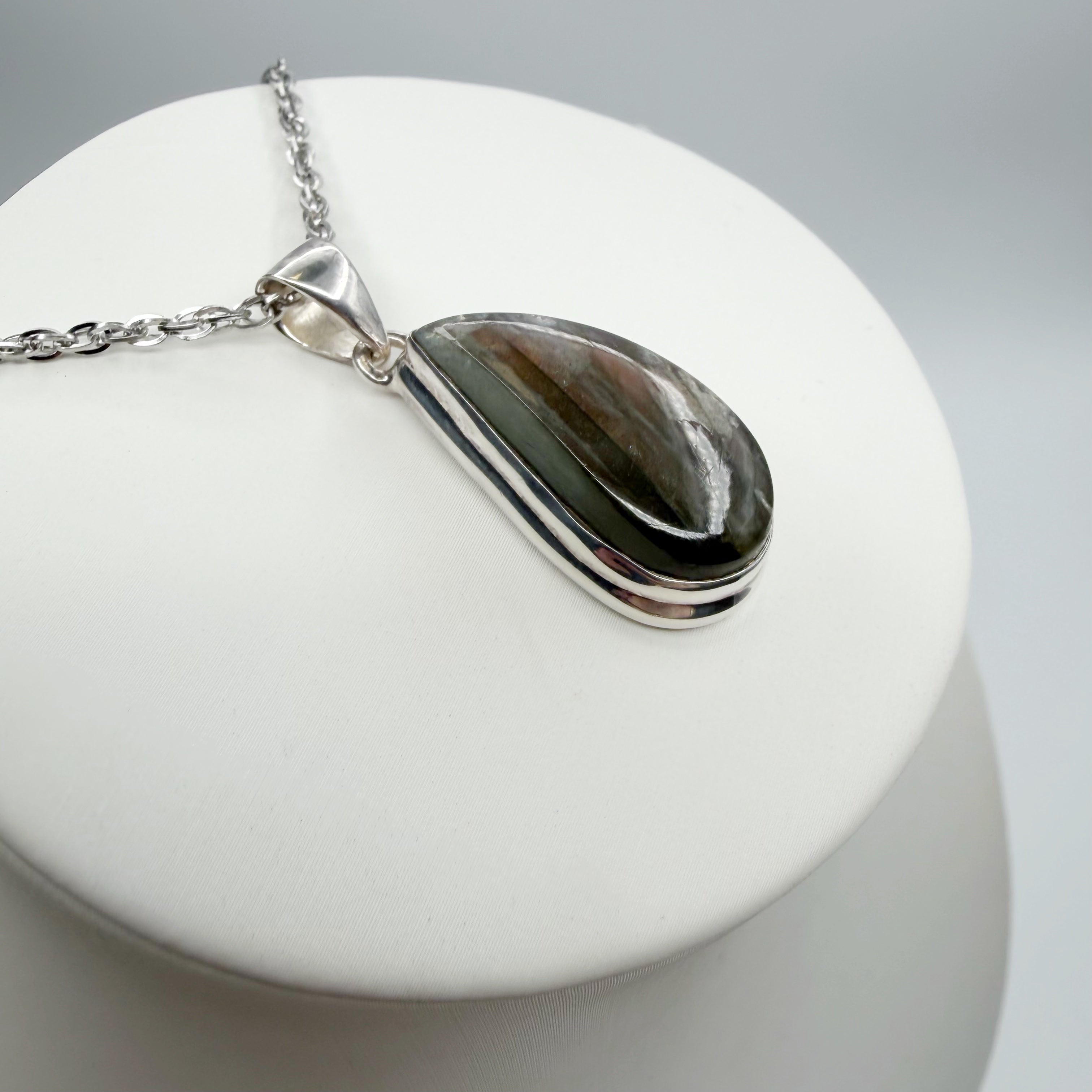 Ciondolo Labradorite Viola - Argento 925 a goccia