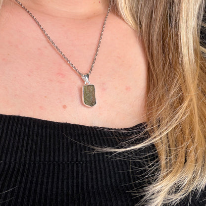 Ciondolo Moldavite Grezza - Argento 925
