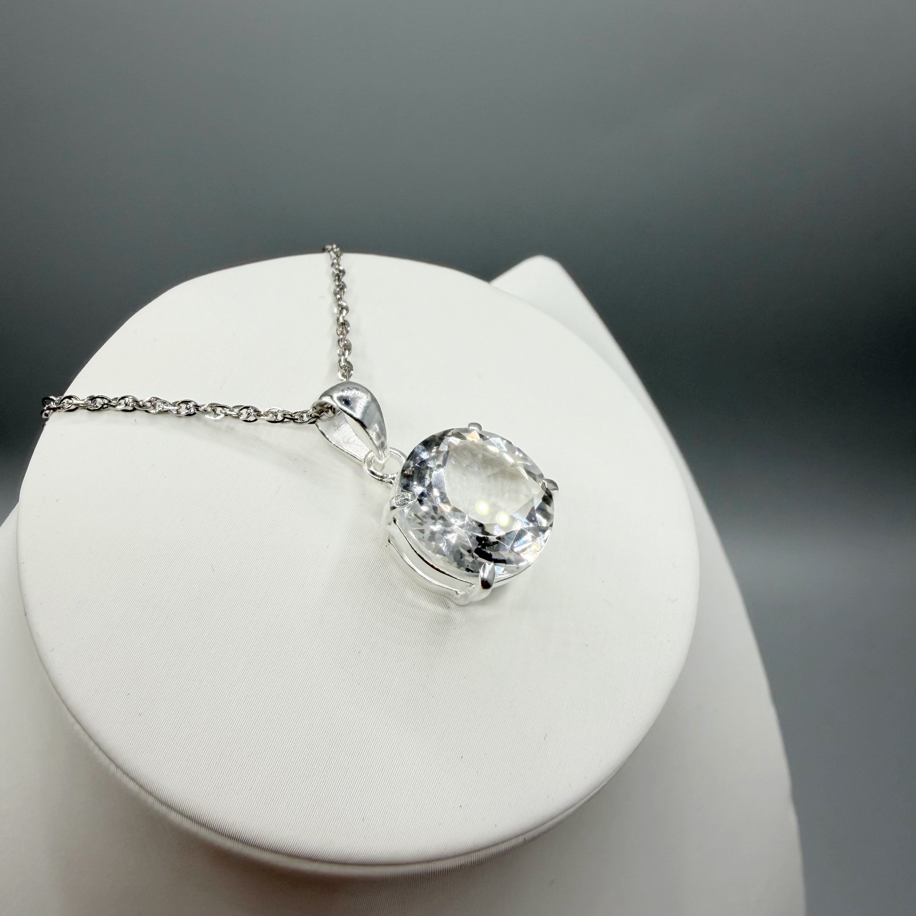 Ciondolo Cristallo di Rocca e Argento 925 - Tondo