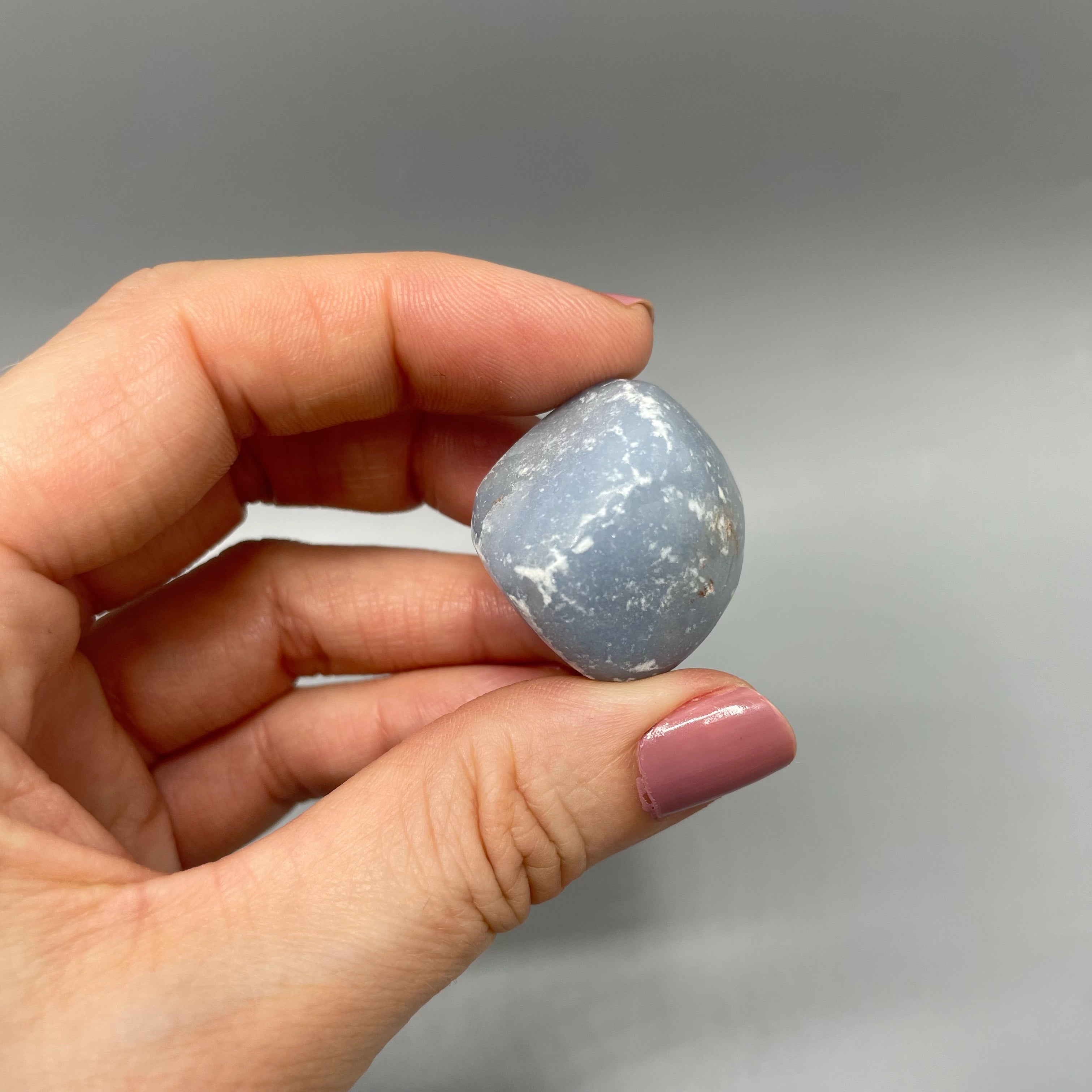 Pietra di Angelite Burattata