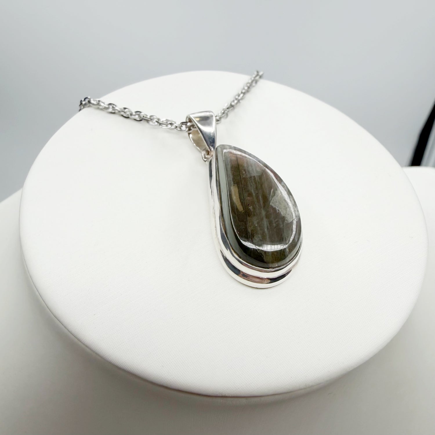 Ciondolo Labradorite Viola - Argento 925 a goccia
