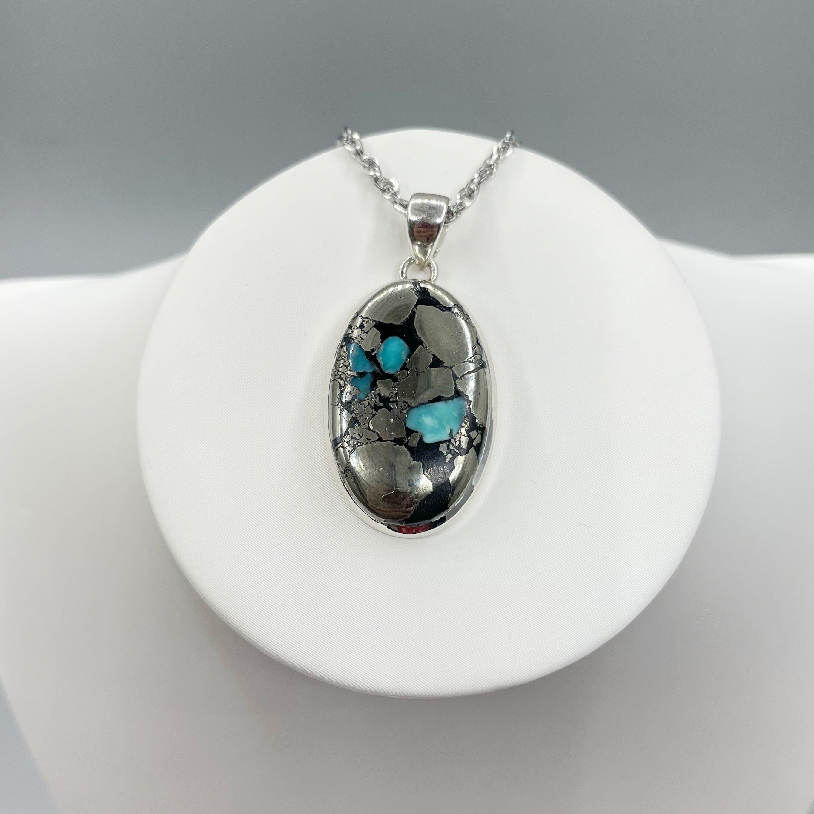 Ciondolo Turchese Naturale in Pirite | Argento 925 - ovale