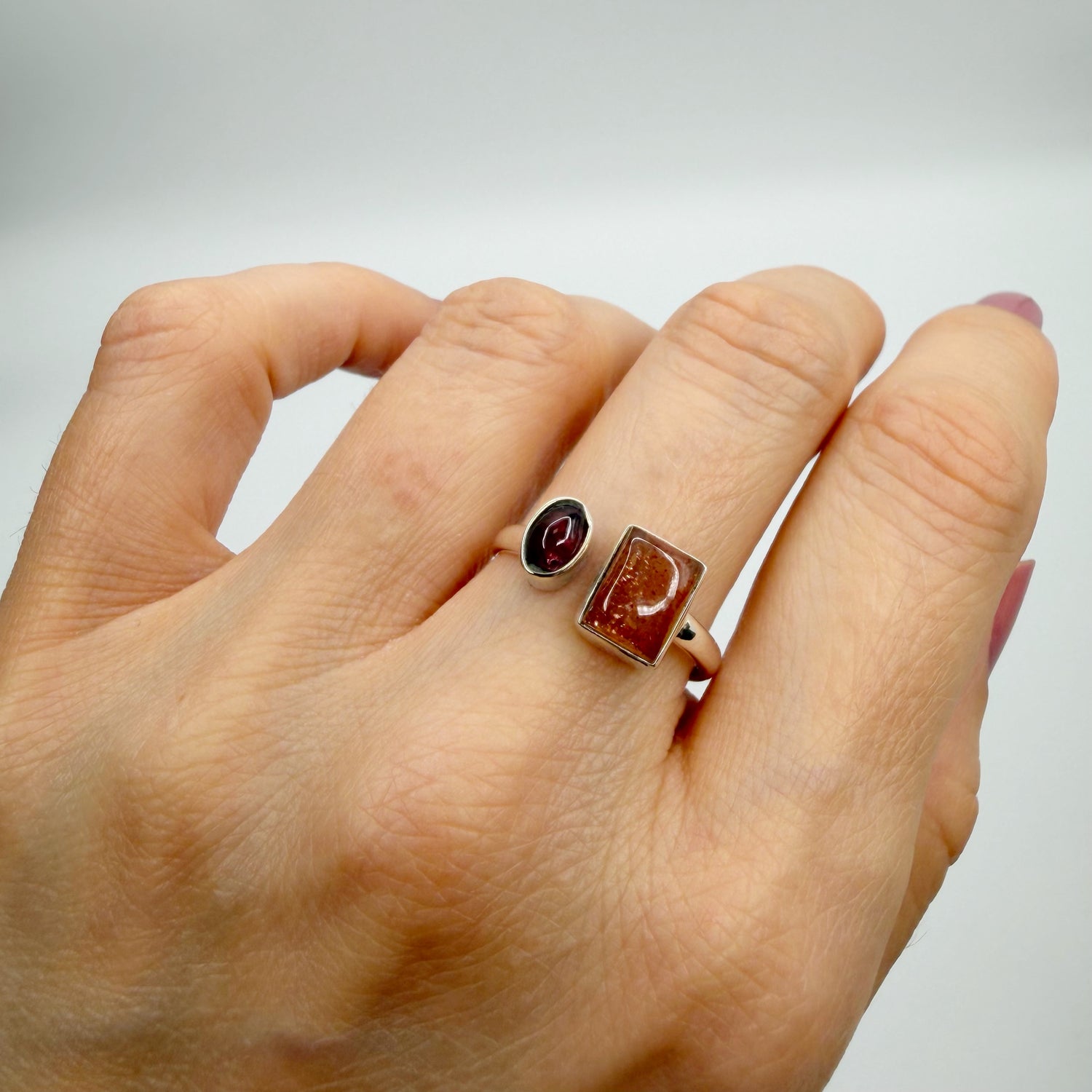 Anello Pietra del Sole e Granato - Argento 925