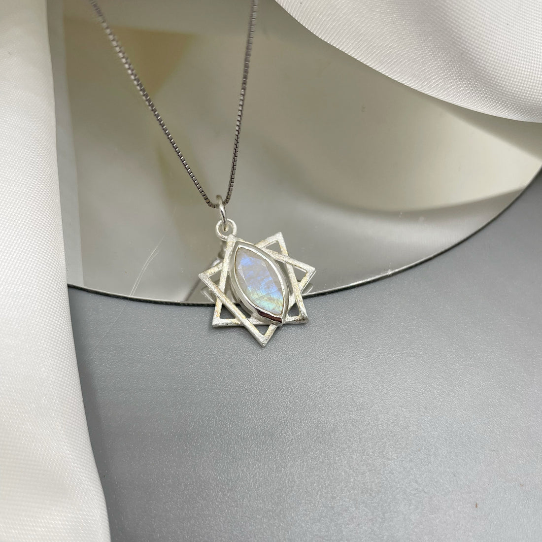 Ciondolo Stella Labradorite Bianca - Argento 925