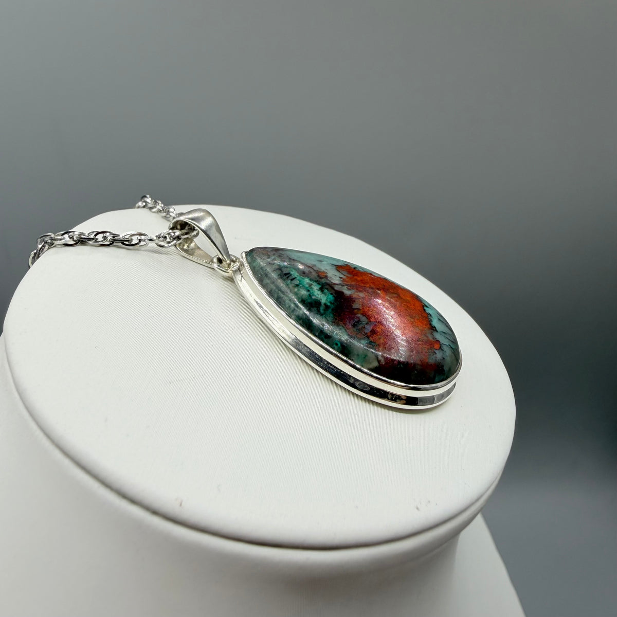 Ciondolo Cuprite e Argento 925 - Goccia