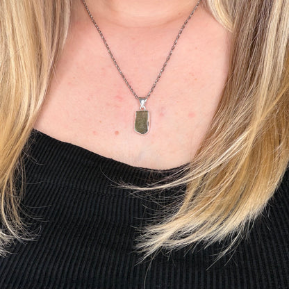 Ciondolo Moldavite Grezza - Argento 925