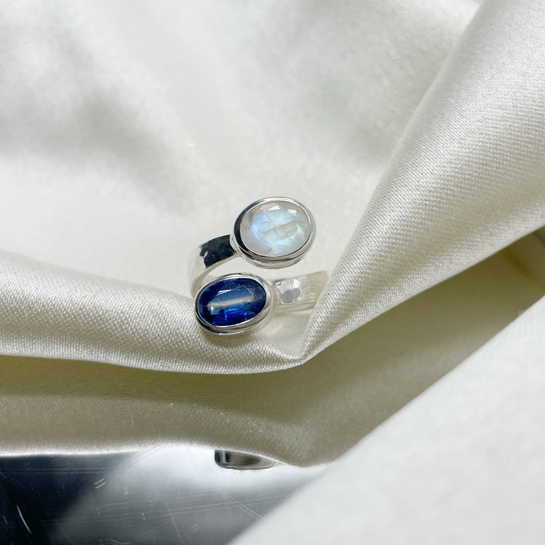 Anello Cianite e Labradorite Bianca - Argento 925
