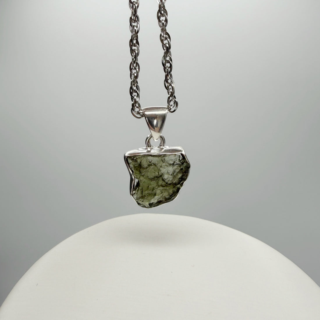 Ciondolo Moldavite Grezza e Argento 925