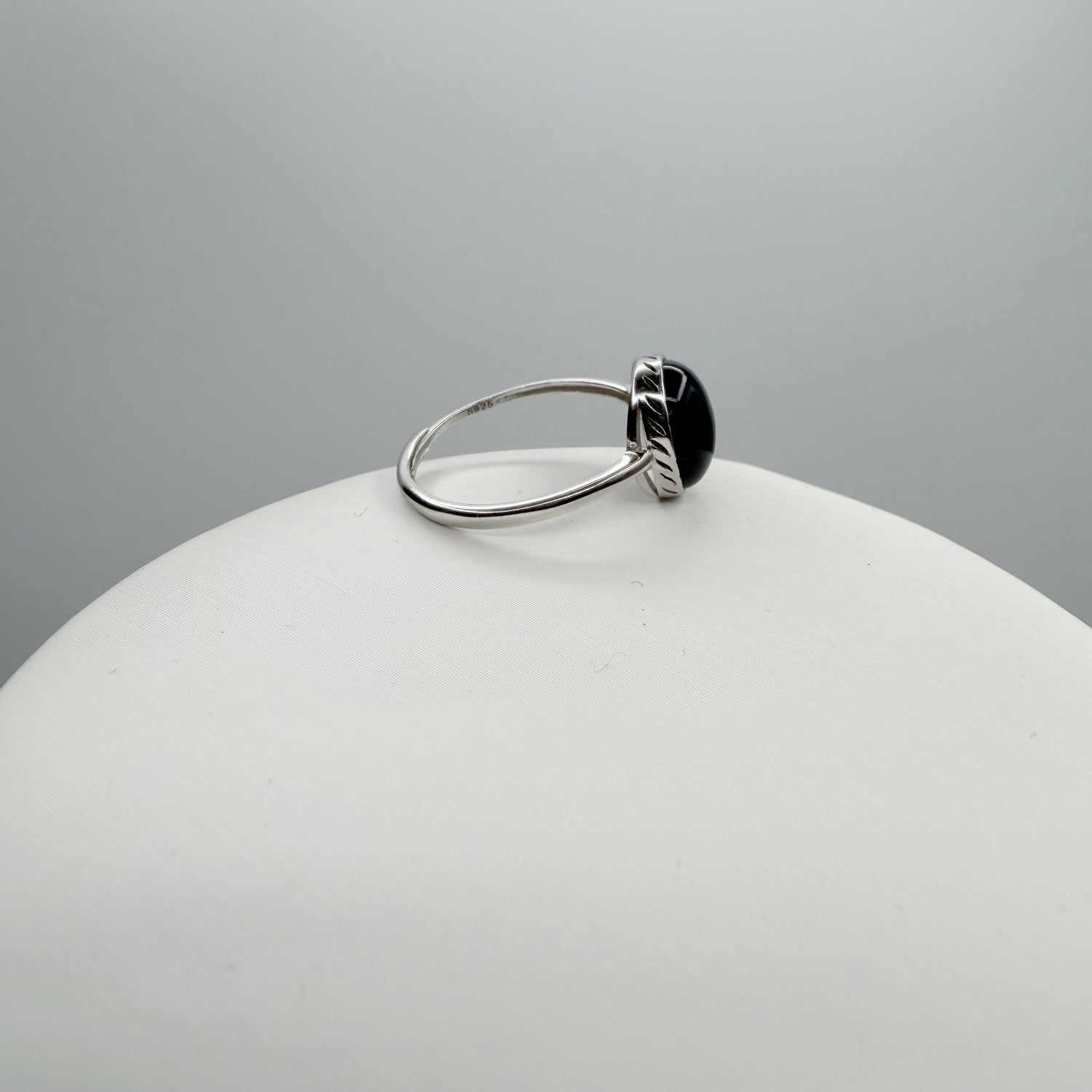 Anello Ossidiana  e Argento 925