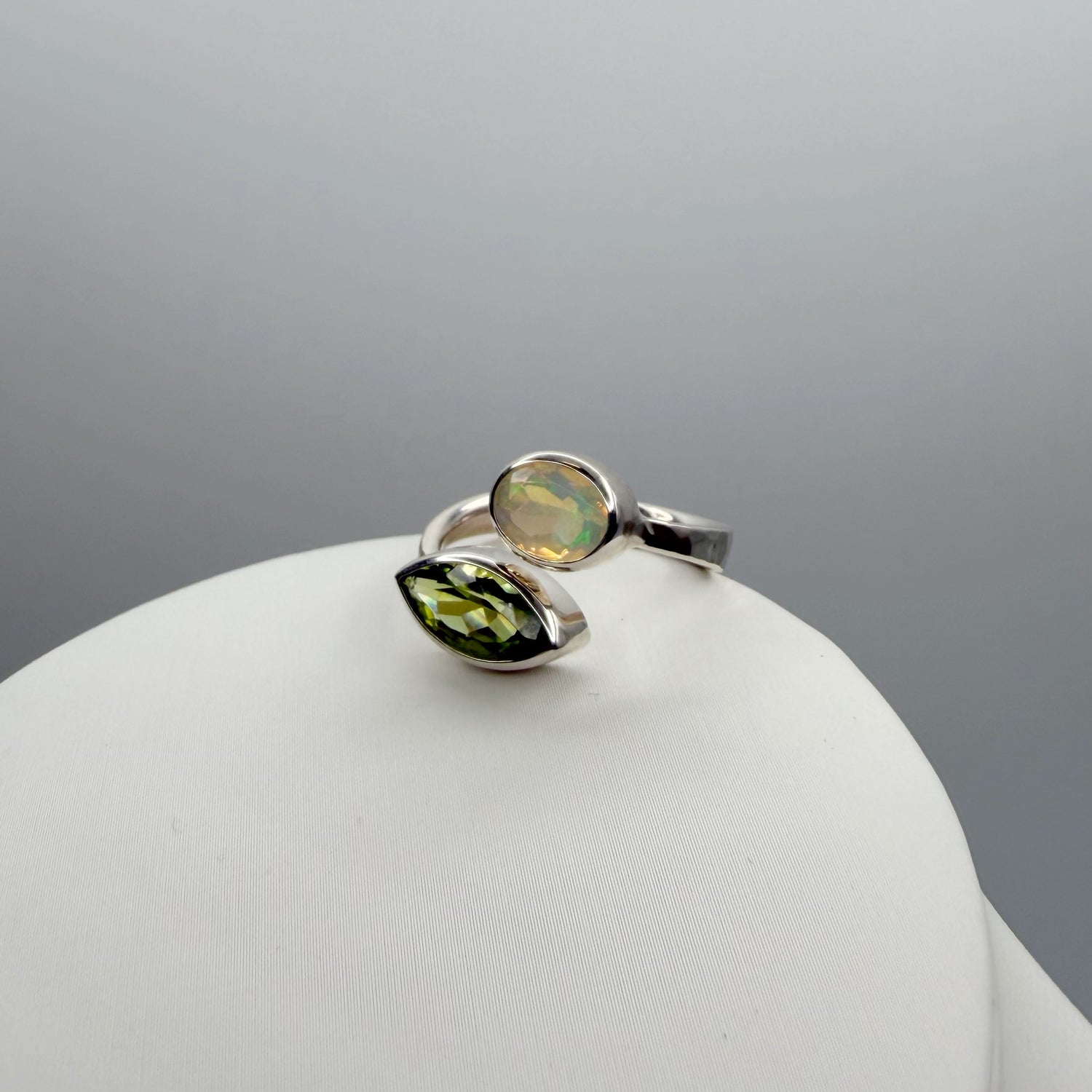 Anello Peridoto e Opale Etiope - Argento 925