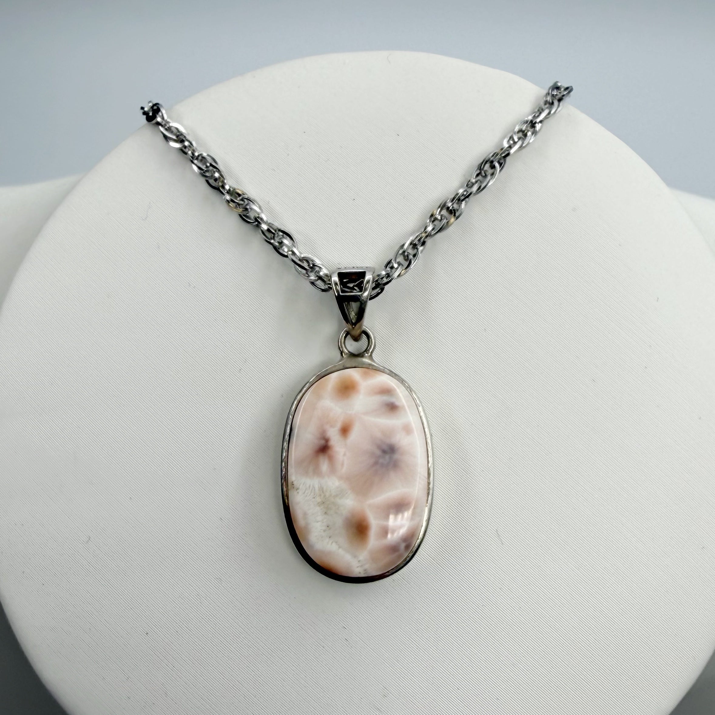 Ciondolo Natrolite e Argento 925 - Ovale
