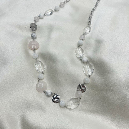 Collana lunga Quarzo Rosa, Howlite, Labradorite Bianca, Cristallo di Rocca