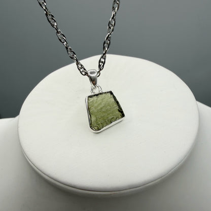 Ciondolo Moldavite Grezza e Argento 925
