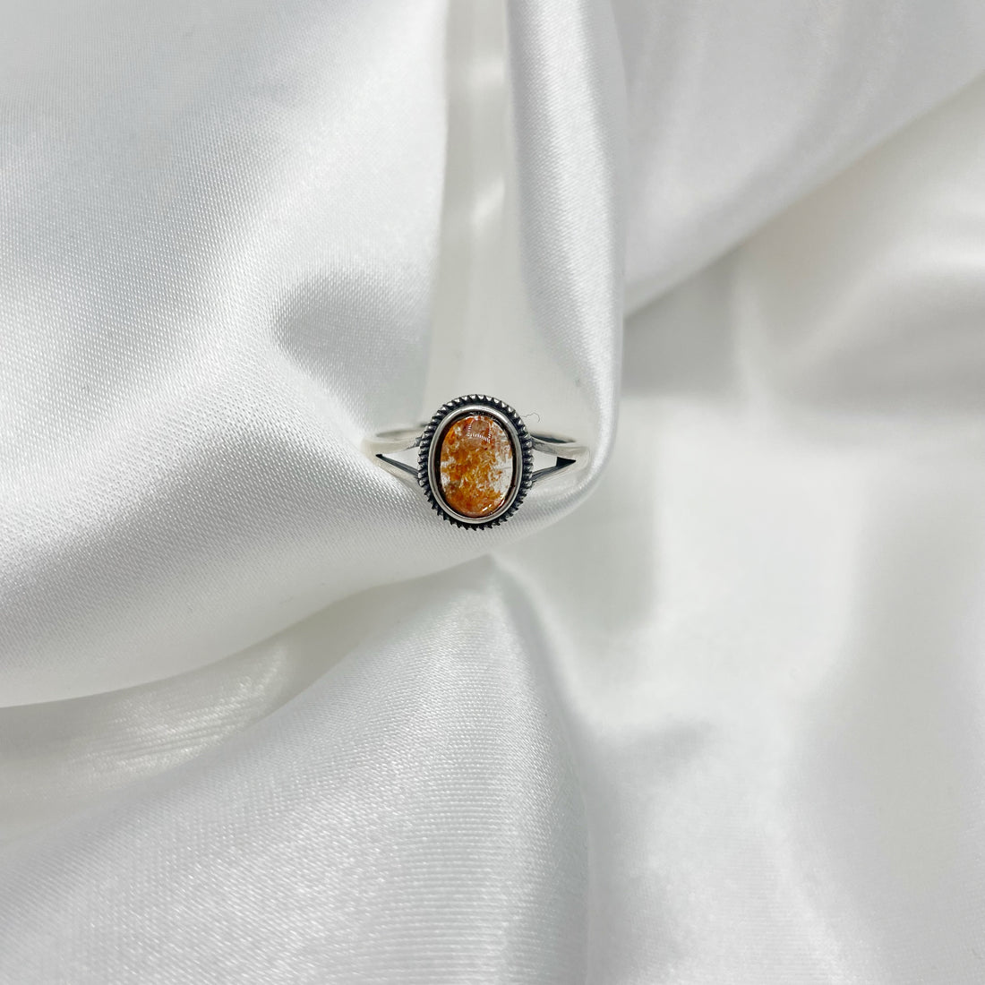 Anello Pietra del Sole e Argento 925