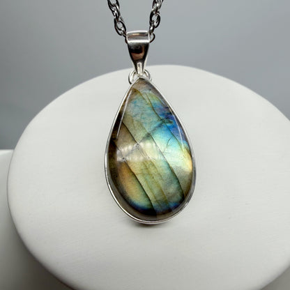 Ciondolo Labradorite Multifuoco - Argento 925 a Goccia