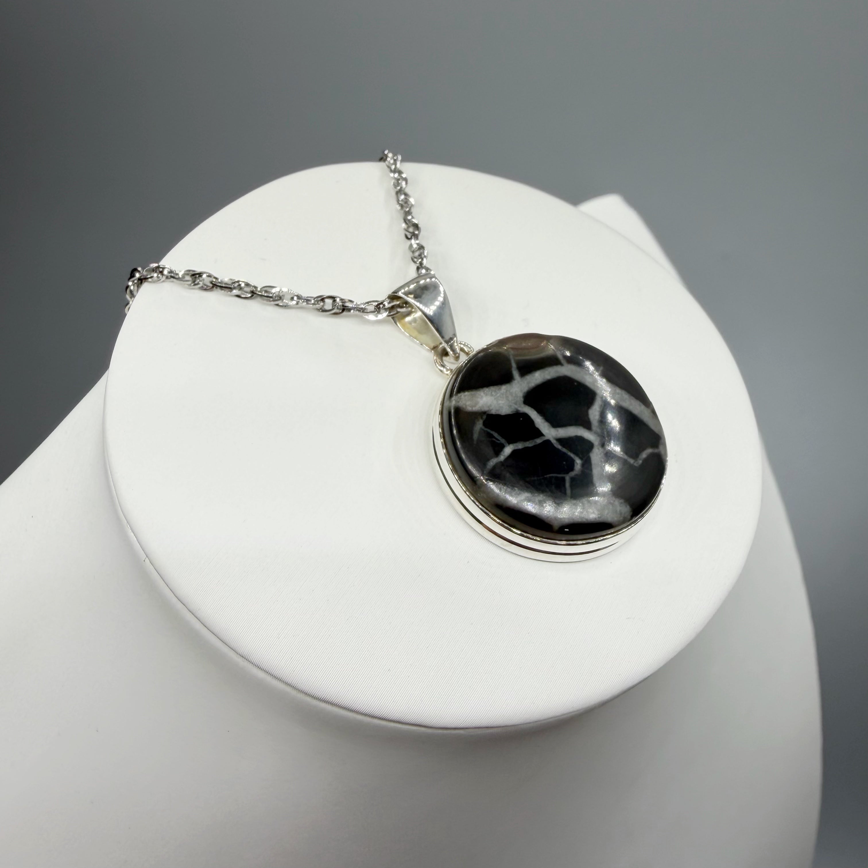 Ciondolo Septaria Nera Argento 925 - tondo