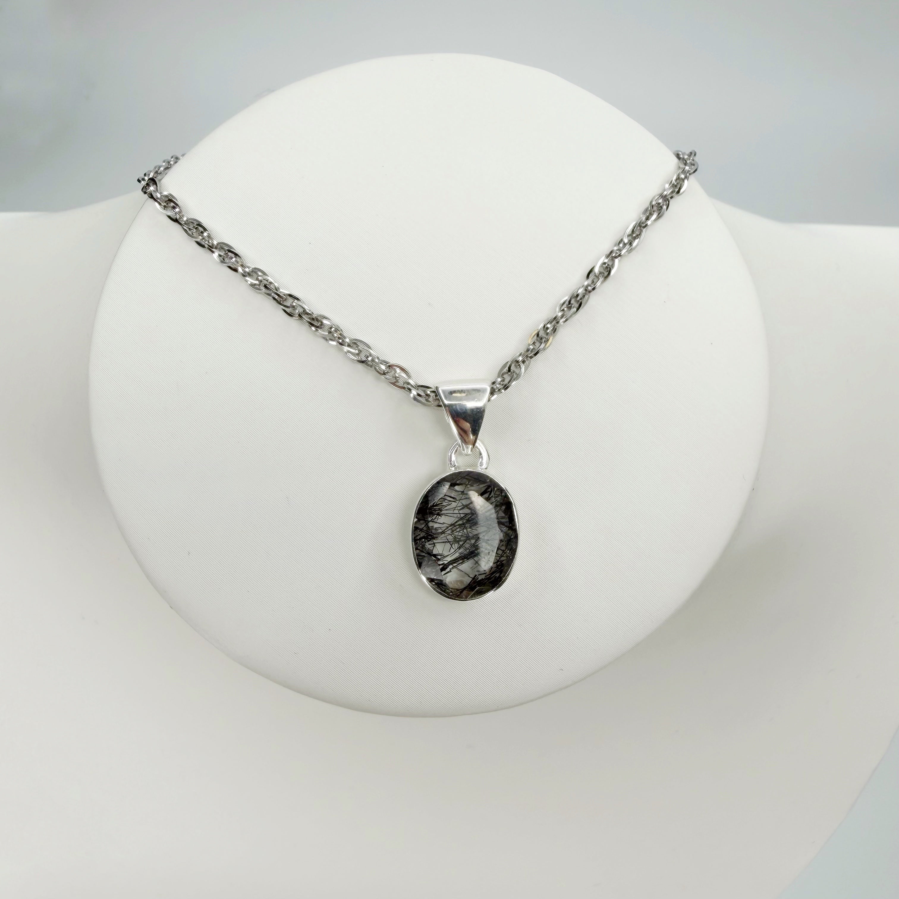 Ciondolo Quarzo Tormalinato Ovale - Argento 925