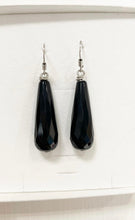 Carica l&#39;immagine nel visualizzatore di Gallery, Orecchini Black Drop - Tormalina sfaccettata
