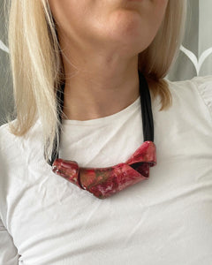 Collana Tortiglione Rosso Rubino - Dipinto a Mano