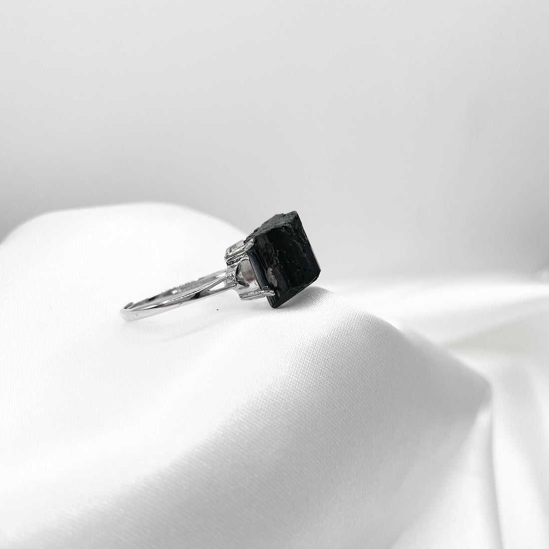 Anello Today and Forever - Tormalina grezza (Rame placcato Argento 925)