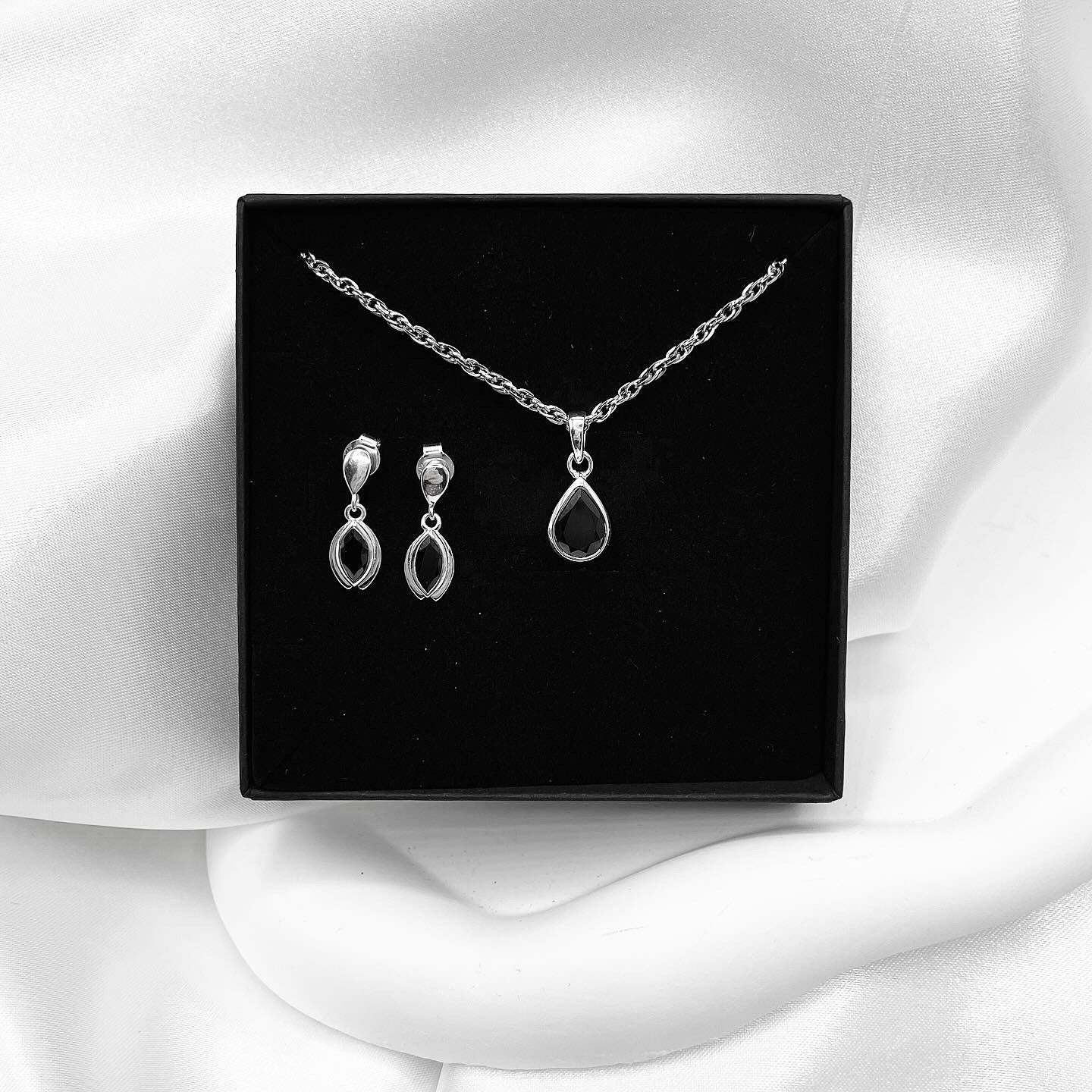 Set Tormalina - Collana e orecchini