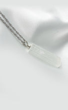 Carica l&#39;immagine nel visualizzatore di Gallery, Collana Selenite
