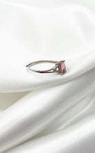 Carica l&#39;immagine nel visualizzatore di Gallery, Anello Tormalina Rosa e Argento 925
