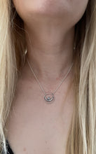 Carica l&#39;immagine nel visualizzatore di Gallery, Collana Labradorite Bianca Luna  - Argento 925
