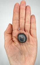 Carica l&#39;immagine nel visualizzatore di Gallery, Pietra di Shungite

