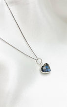 Carica l&#39;immagine nel visualizzatore di Gallery, Collana Cuore Labradorite e Argento 925
