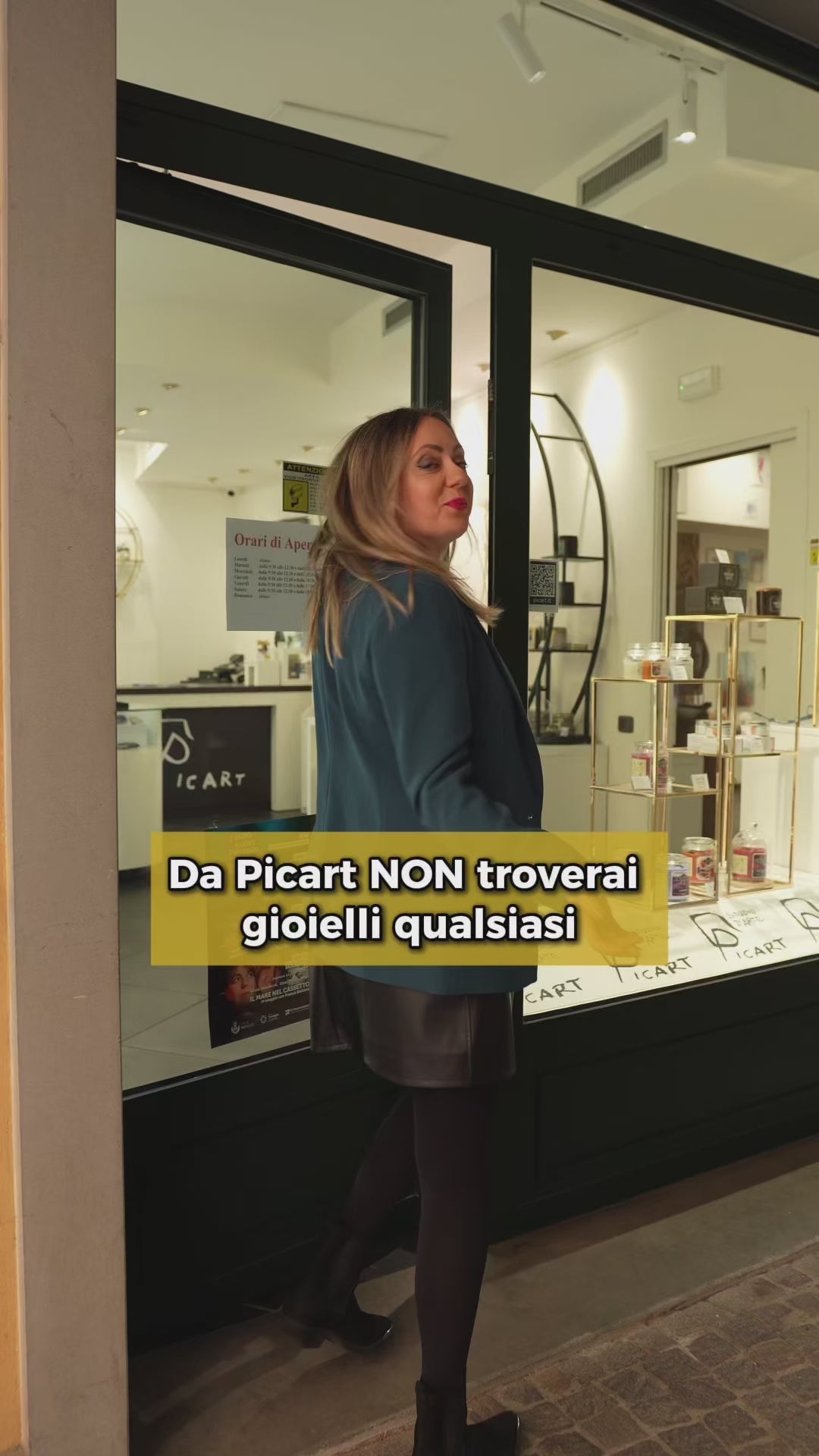 Carica video: 