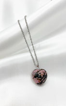 Carica l&#39;immagine nel visualizzatore di Gallery, Collana Cuore Rodonite

